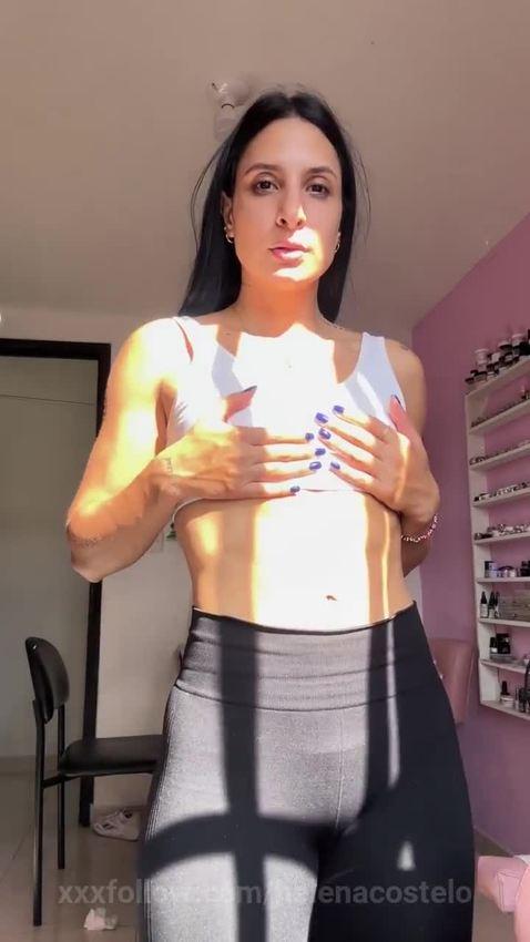 cloud le enseño las tetas al esposo de mo manicuris.. Starring helenacostelo 1b7d3e tiktok porn