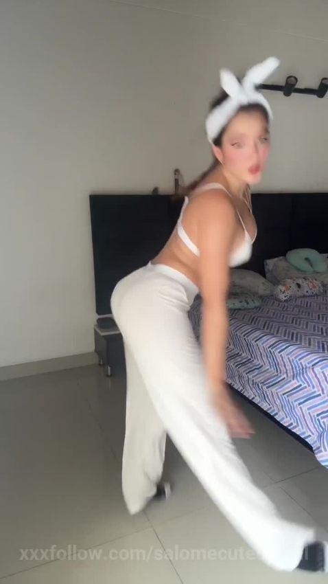 day un bailecito perron, si llega a 100k reproduc.. Starring salomecuteoficial 188c74 tiktok porn