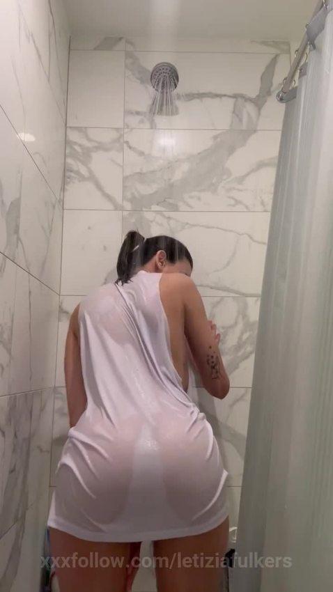 request come and enjoy a shower with me 🔥🔥🔥🔥 Starring letiziafulkers 95ed1d tiktok porn