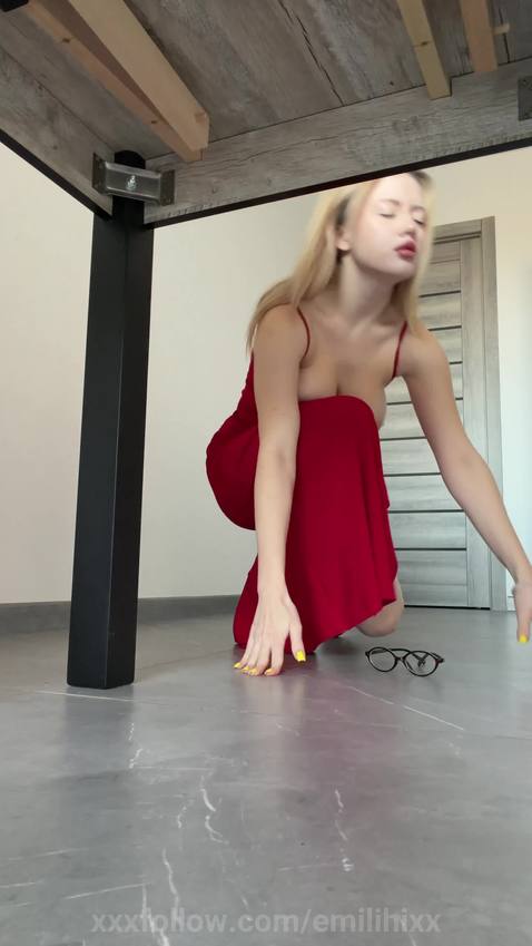 sneak Oops, I dropped my glasses Starring emilihixx 9101ea tiktok porn