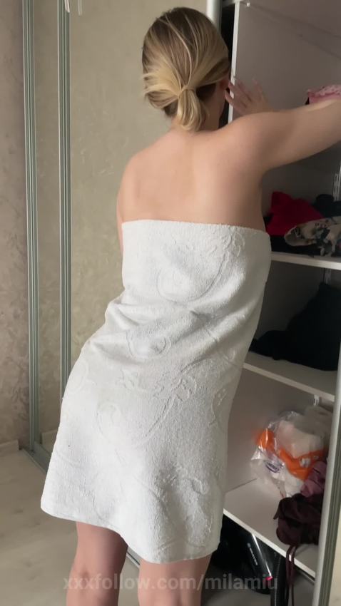 viral My towel fell off 😅😈 #teasing #blonde #bigass Starring milamiu 42921c tiktok porn